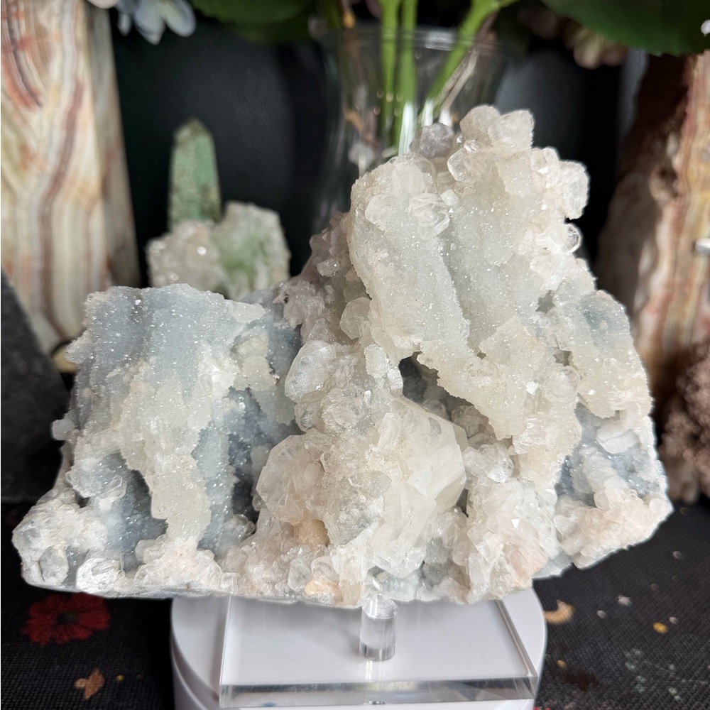 Blue Chalcedony Stalactite Tubular Apophyllite Formations Stillbite Maharashtra